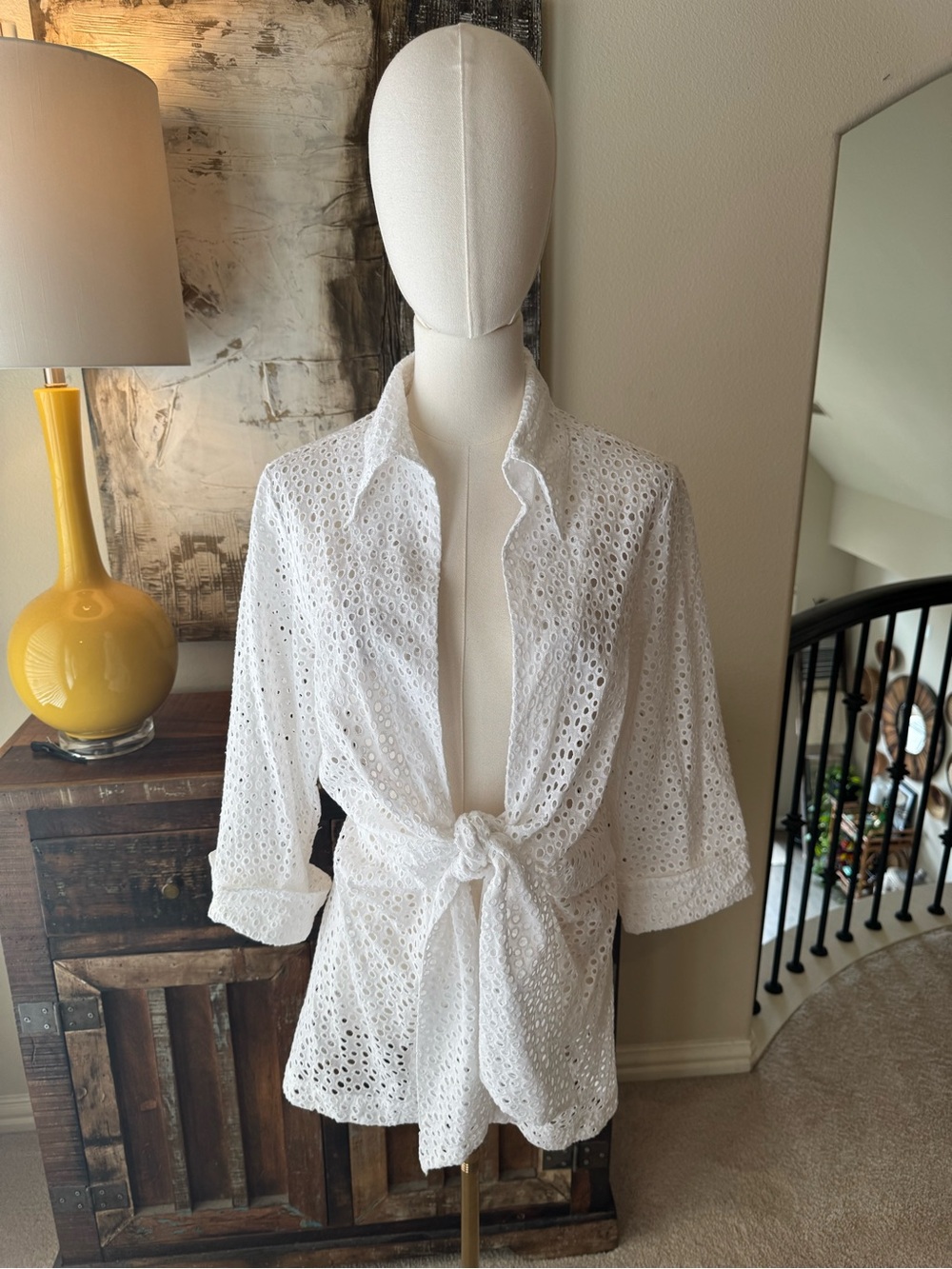 Neiman Marcus White Eyelet Tie-Front Shirt- size M